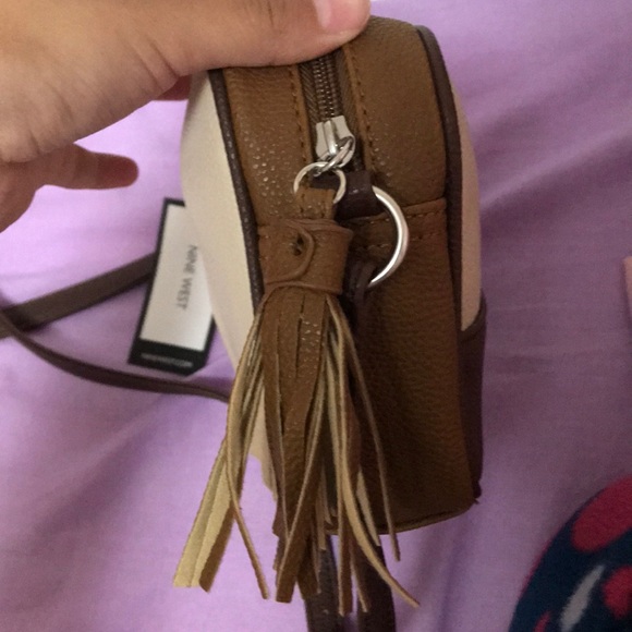 Purse - Picture 2 of 5